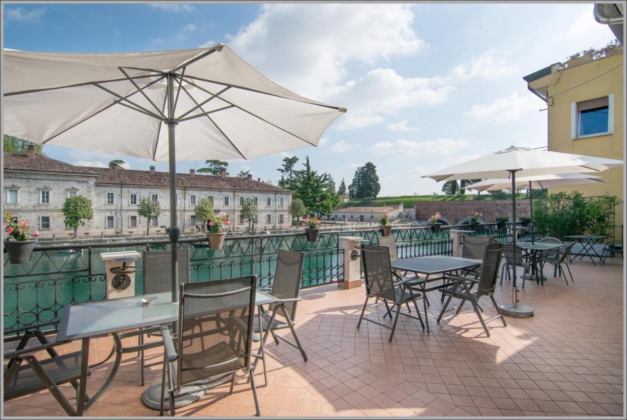 Fiori Sull'Acqua Apartments Peschiera del Garda Exterior photo