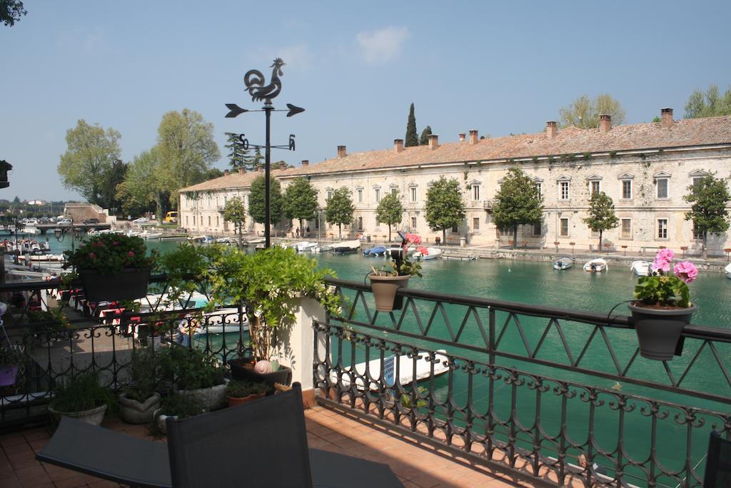 Fiori Sull'Acqua Apartments Peschiera del Garda Exterior photo